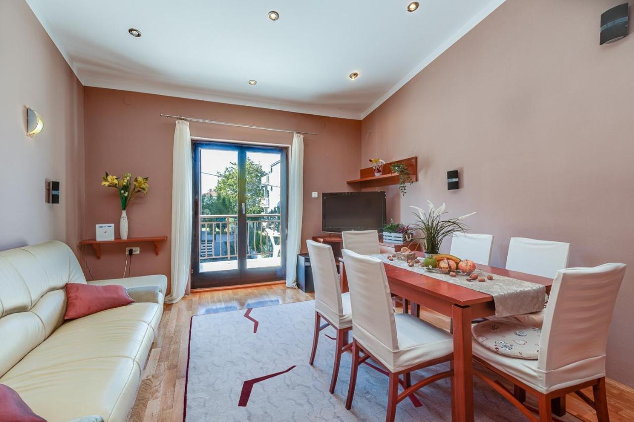 Apartment Sonja Замбратия Екстериор снимка