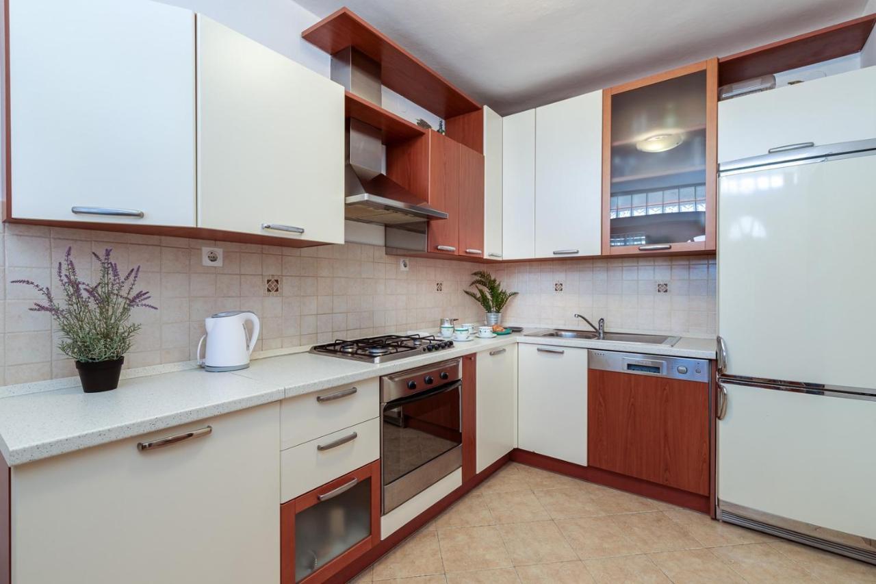 Apartment Sonja Замбратия Екстериор снимка