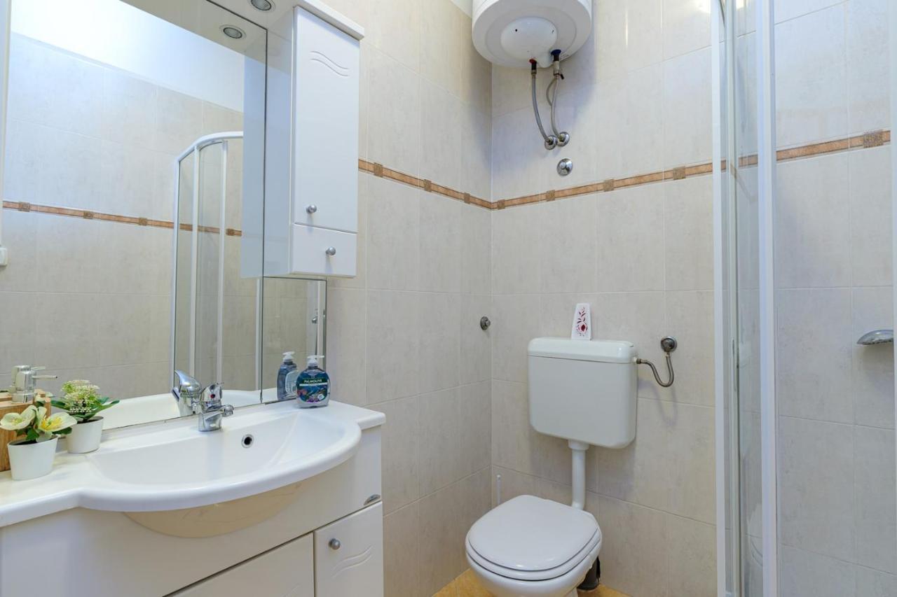 Apartment Sonja Замбратия Екстериор снимка